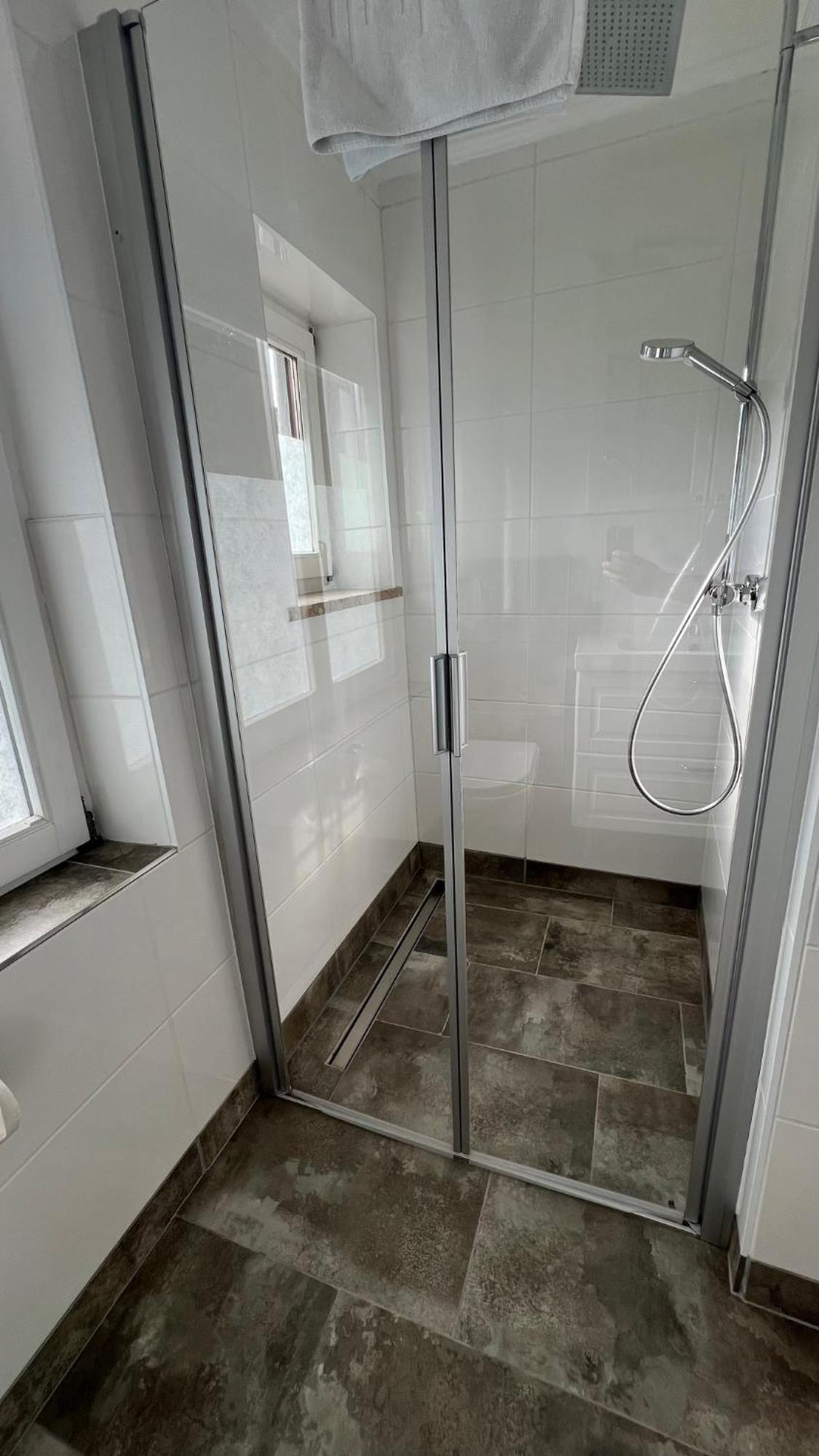 Gästewohnung Schlossblick Grödig Exterior foto